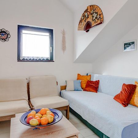 Apartment With Beautiful View And Big Terrace Vrboska Exterior photo